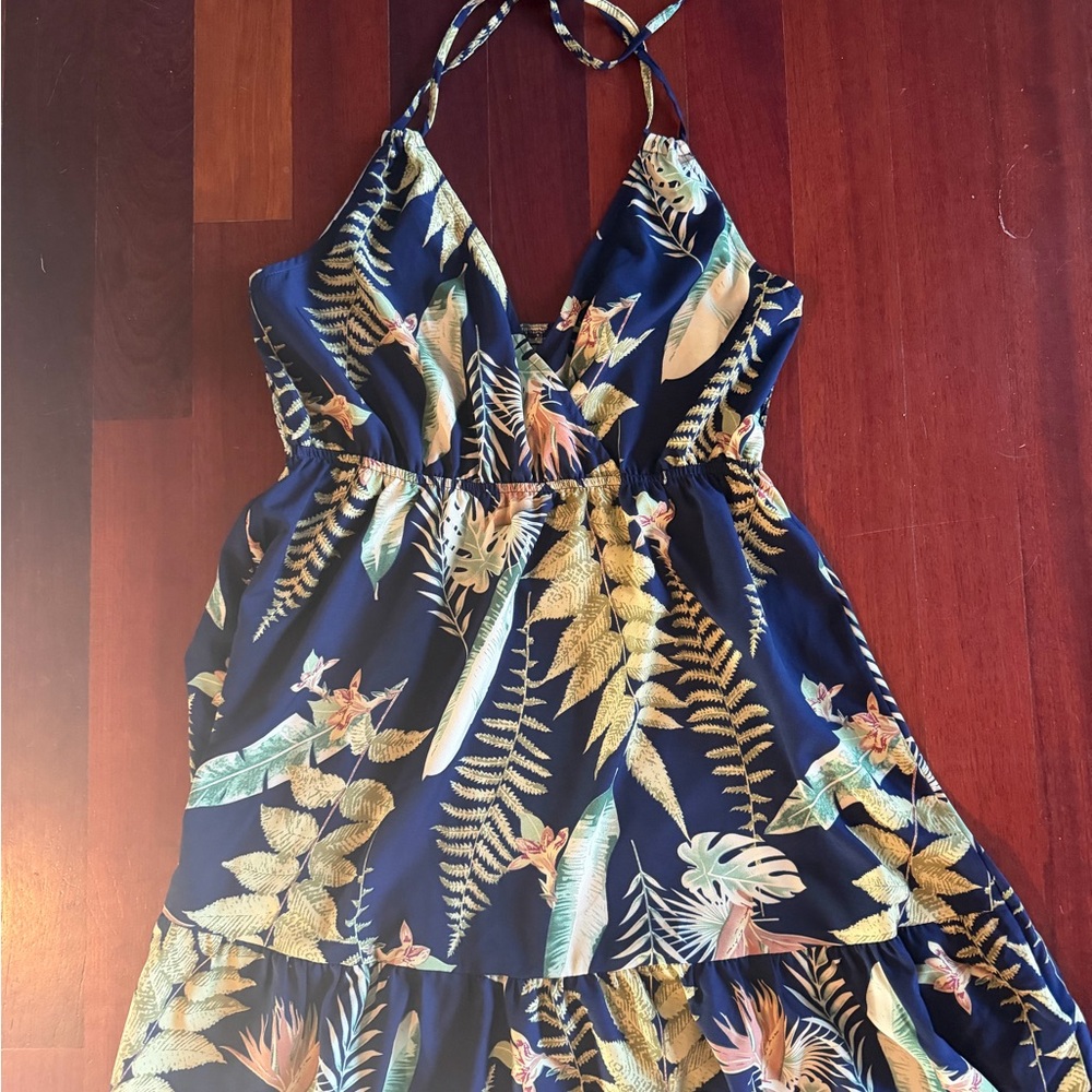 Cupshe Tropical Leaf Halter Mini Dress Size L Beach Vacation Sundress NWT